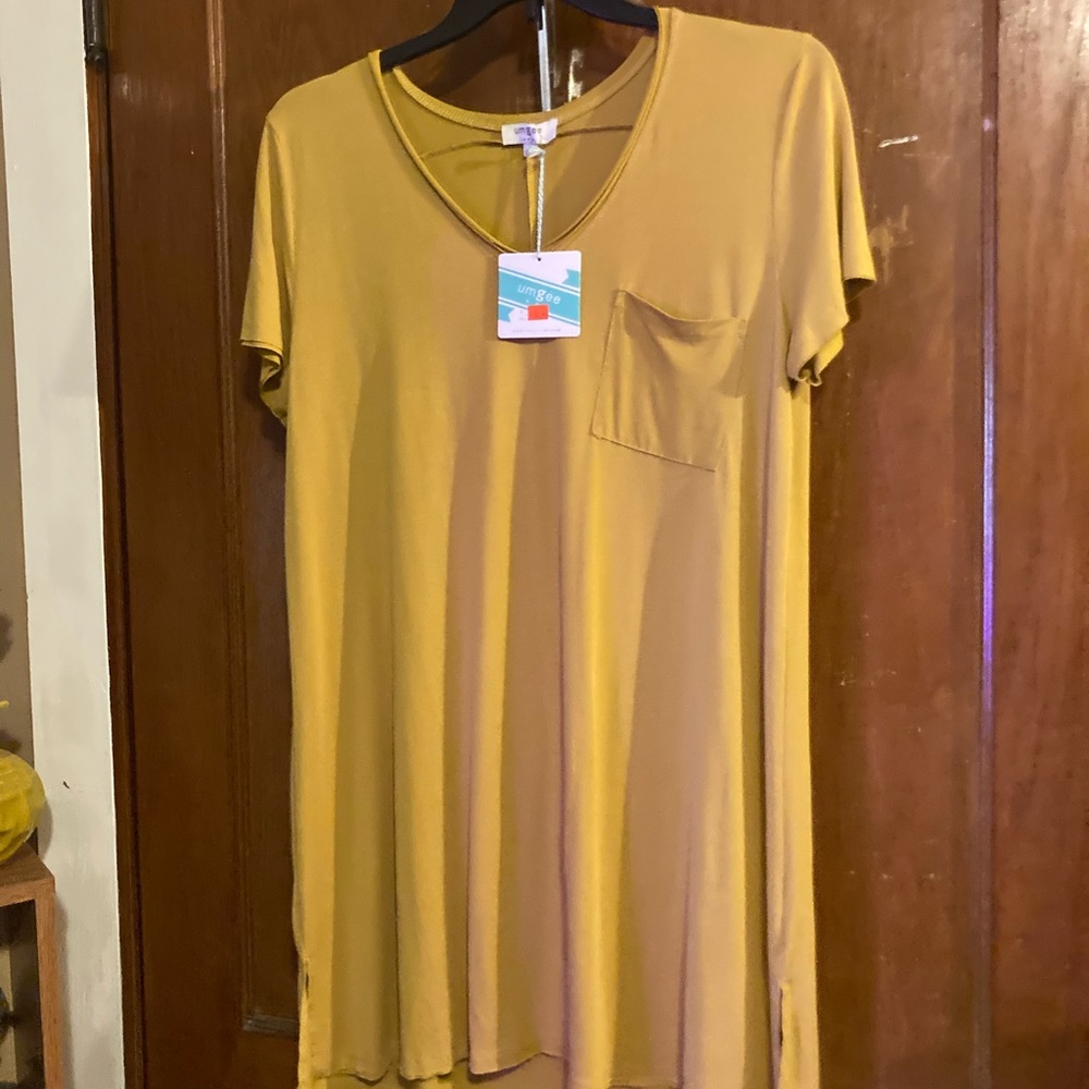 Knit short sleeve dress